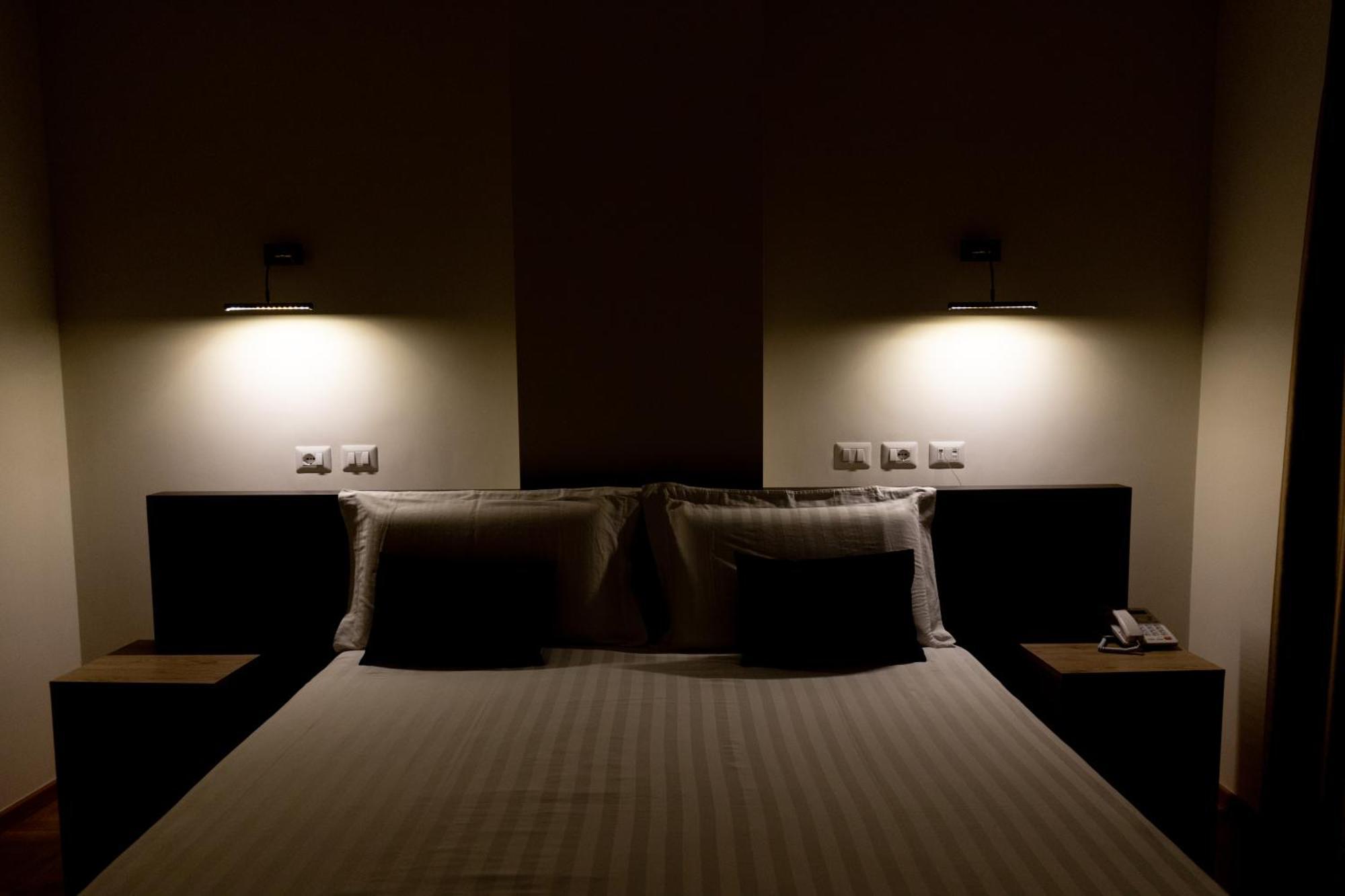 Mervin Hotel Krujë Екстериор снимка