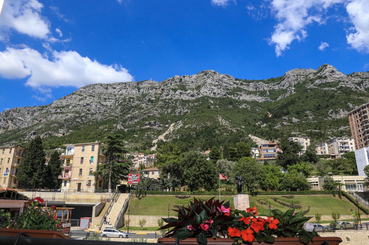 Mervin Hotel Krujë Екстериор снимка